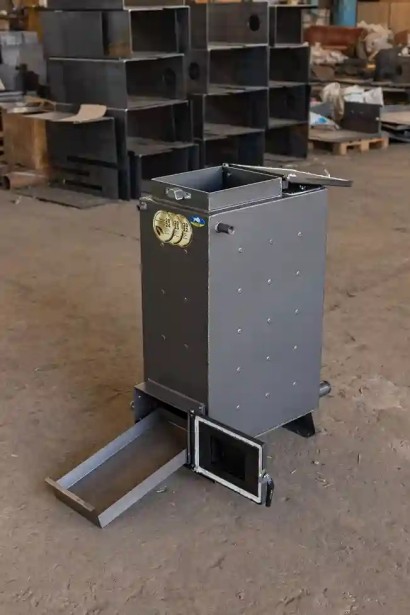 Твердотопливный котел шахтного типа Zubr Utilizator 10 кВт 